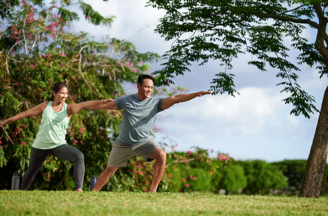 Koa Ridge - Hawaii Lifestyle Phototshoot - Yoga at the Park